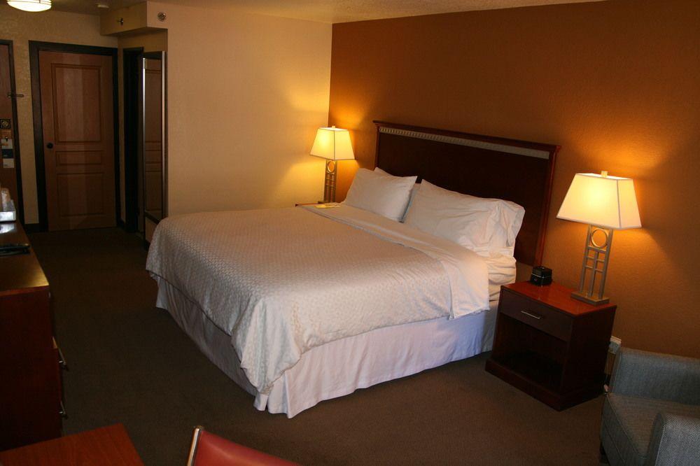 Four Points By Sheraton Tucson Airport Exterior photo